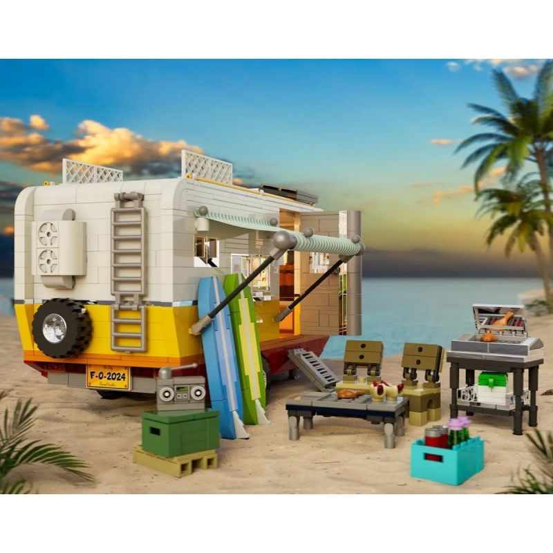LUMIBRICKS FUNWHOLE F9032 9032 RV BÃI BIỂN bộ đồ chơi xếp lắp ráp ghép mô hình Creator TRAVEL TRAILER Sáng Tạo 1325 khối