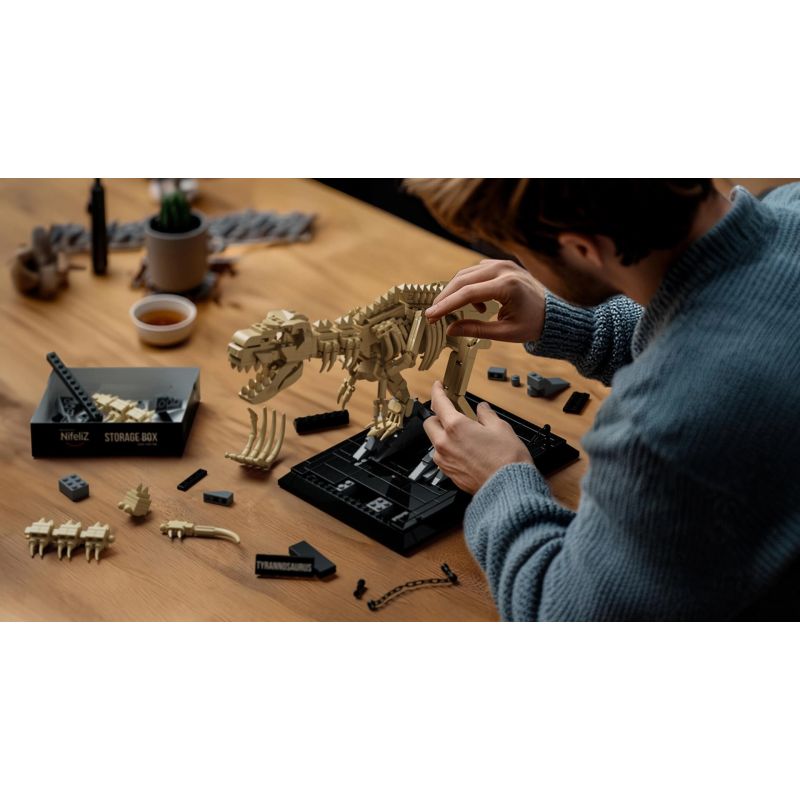 NIFELIZ NF10343 10343 HÓA THẠCH KHỦNG LONG BẠO CHÚA bộ đồ chơi xếp lắp ráp ghép mô hình Creator T.REX FOSSILS MODEL TOY Sáng Tạo 826 khối