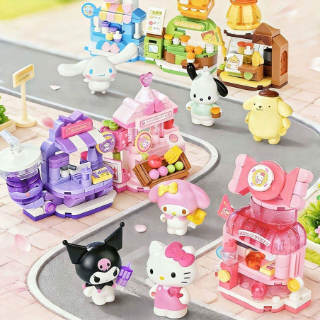 Keeppley K20897 Xếp hình lắp ráp ghép mô hình Gia đình Sanrio: Cửa hàng dành cho người sành ăn Hộp mù 6 loại Cửa hàng kẹo Hello Kitty, Cửa hàng trái cây giai điệu, Cửa hàng đồ uống Coolomi, Bánh rán chó tai lớn, Cửa hàng bánh pudding chó Pudding, Cửa hàng bánh chó Pacha