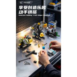 Hai bàn tay đang lắp mô hình động cơ Forange FC8199, các chi tiết nhựa rời bày trên mặt bàn thép