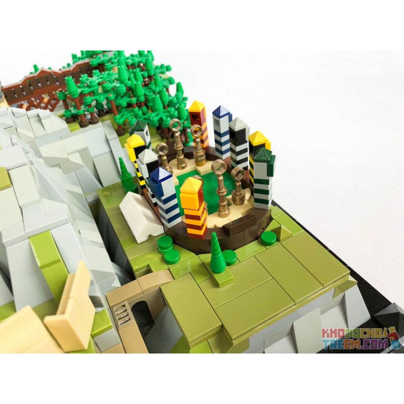 MOC BLOCKS M10001 10001 MorkModel 032102 Mork Model 032102 MouldKing 22004 Mould King 22004 non  TRƯỜNG PHÙ THỦY VÀ PHÁP SƯ HOGWARTS bộ đồ chơi xếp lắp ráp ghép mô hình Creator HOGWARTS SCHOOL OF WITCHCRAFT AND WIZARDRY Sáng Tạo 6778 khối