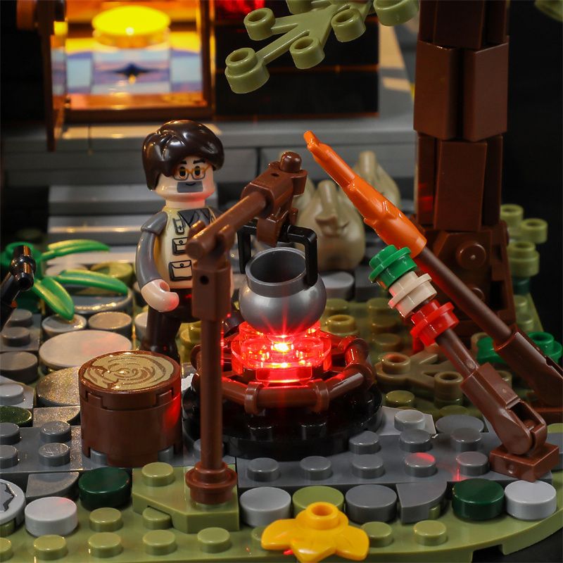 FUNWHOLE F9013 9013 non  CABIN KHUNG CHỮ bộ đồ chơi xếp lắp ráp ghép mô hình Creator A FRAME CABING Sáng Tạo 2061 khối