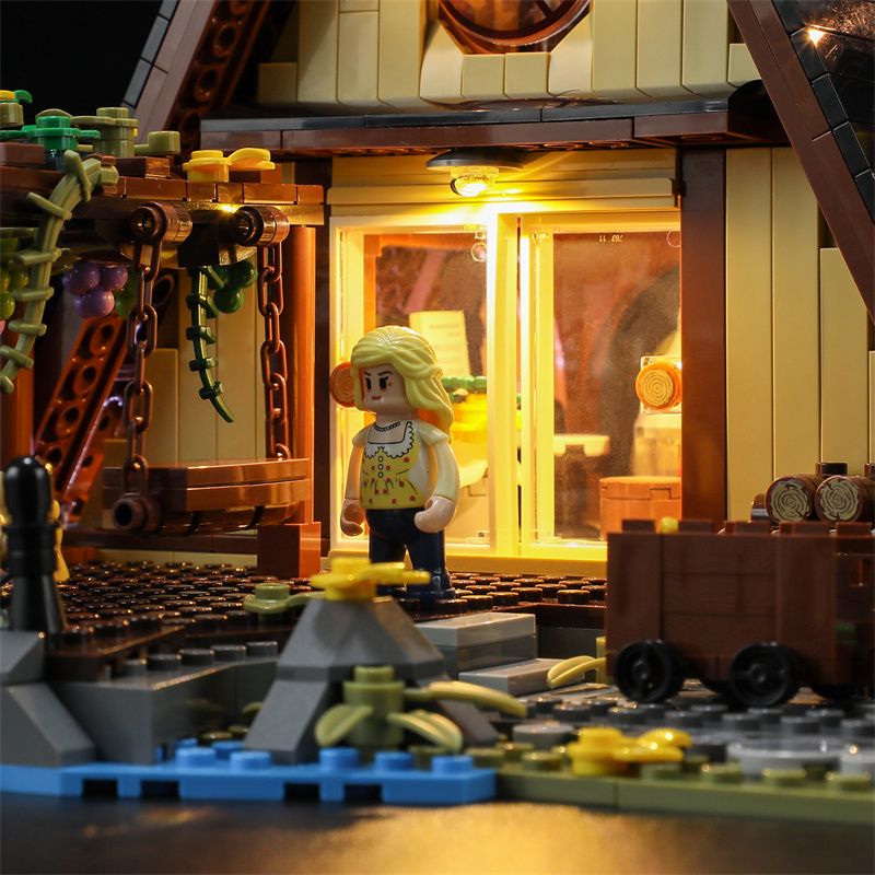 FUNWHOLE F9013 9013 non  CABIN KHUNG CHỮ bộ đồ chơi xếp lắp ráp ghép mô hình Creator A FRAME CABING Sáng Tạo 2061 khối