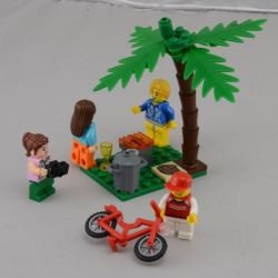 QMAN ENLIGHTEN KEEPPLEY 1120 non  PICNIC BÃI BIỂN VUI VẺ bộ đồ chơi xếp lắp ráp ghép mô hình City PLEASANT TRIP Thành Phố 380 khối