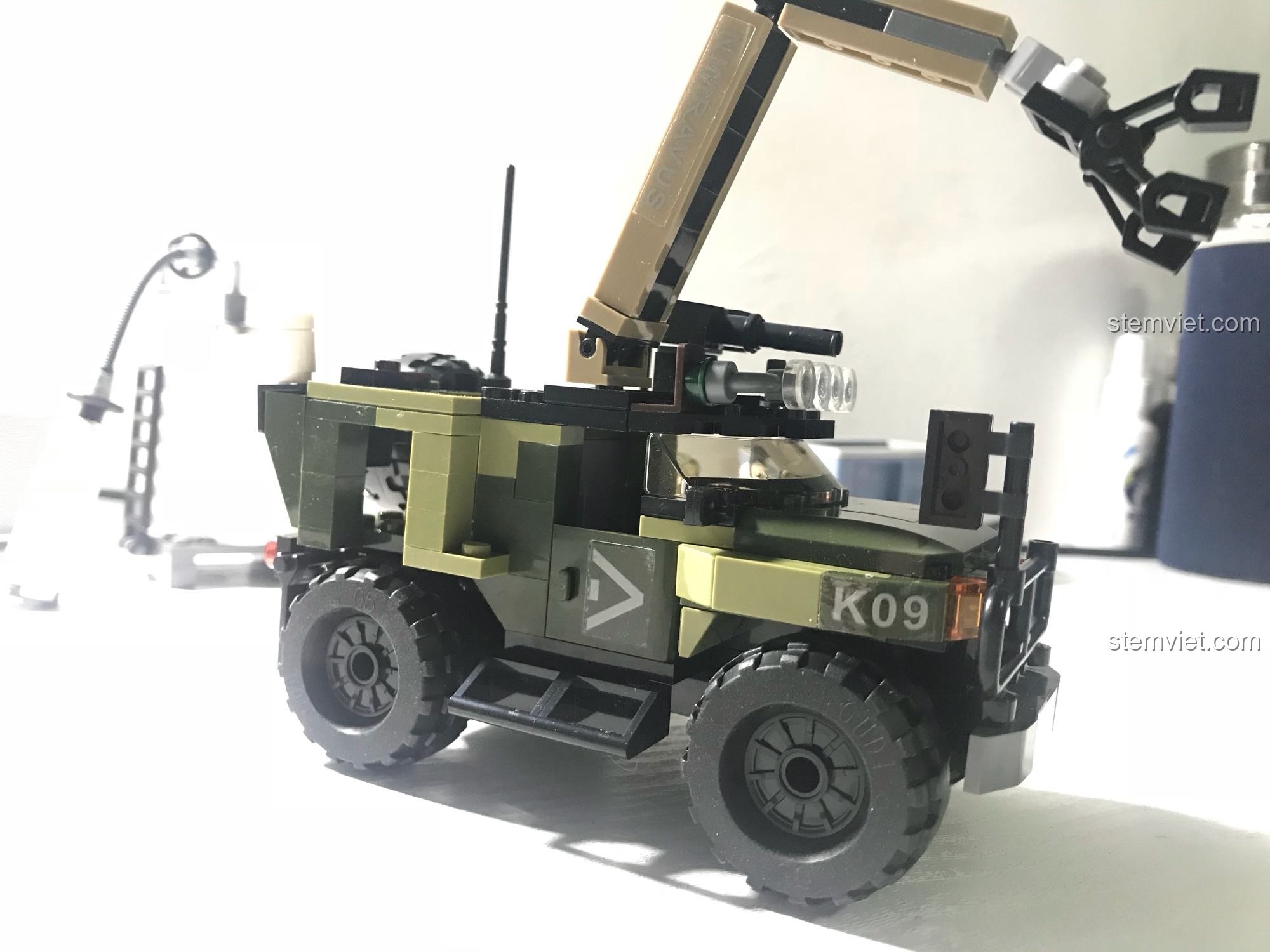 Review GUDI 8034 Xe Jeep Quân Sự: Đáng Tiền Hay Thất Vọng?