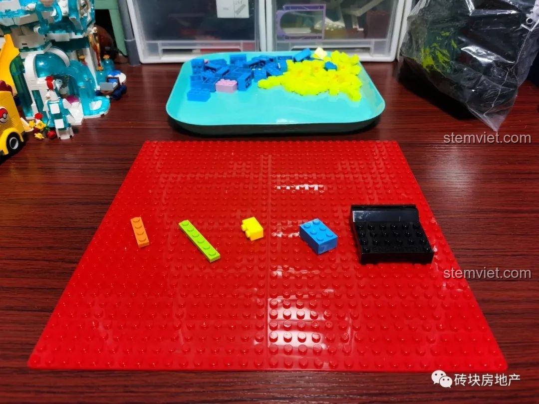 Review cách tự làm hộp trưng bày minifigure siêu xịn từ hộp bánh kem!