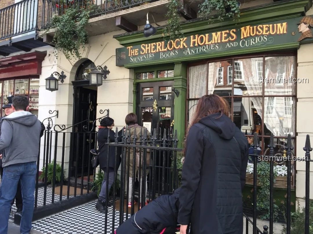 Review Pantasy 86218 Sherlock Holmes: Biệt thự 221B Baker Street