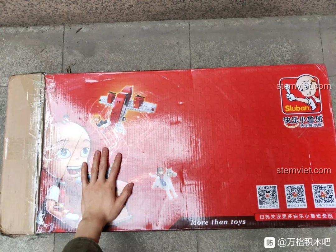 Review Sluban M38-B0698: Tàu sân bay 1728 mảnh cực đỉnh!
