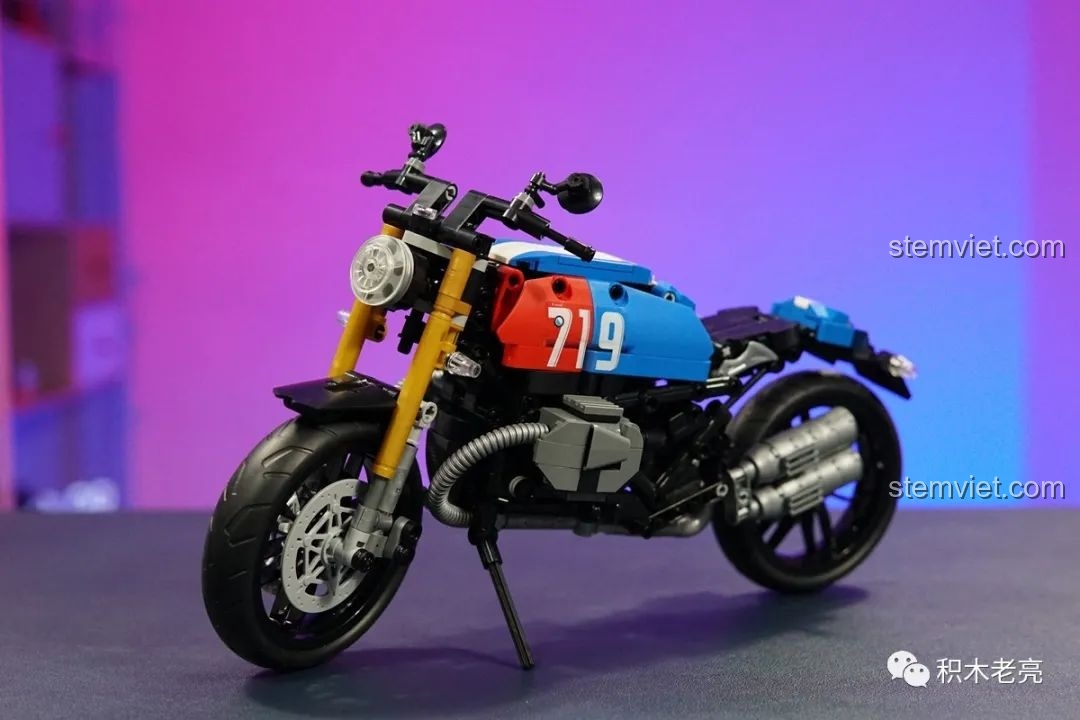 Review Leier 50050 BMW R nineT: Mô tô Retro Lắp Ráp Cực Đỉnh