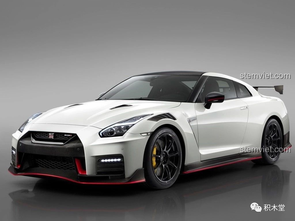 Review Qizhile 23010 Nissan GT-R: Siêu xe lắp ráp cực chất cho bé trai 8+