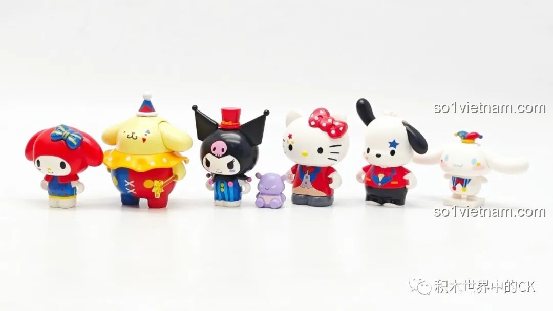 Góc nhìn nghiêng của 6 minifigure trong bộ sưu tập Keeppley Gánh Xiếc Sanrio, thể hiện chi tiết trang phục.