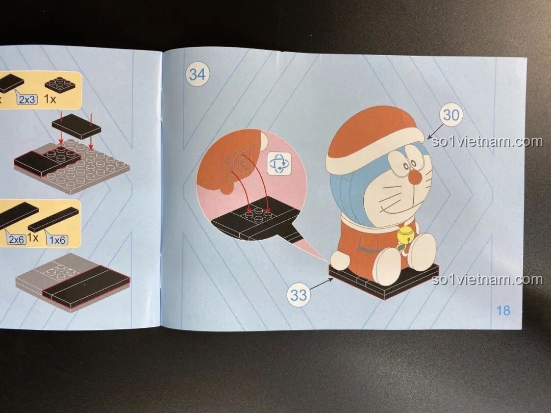 Trang hướng dẫn các bước lắp ráp cuối cùng của mô hình Keeppley Doraemon KUPPY Giáng Sinh.