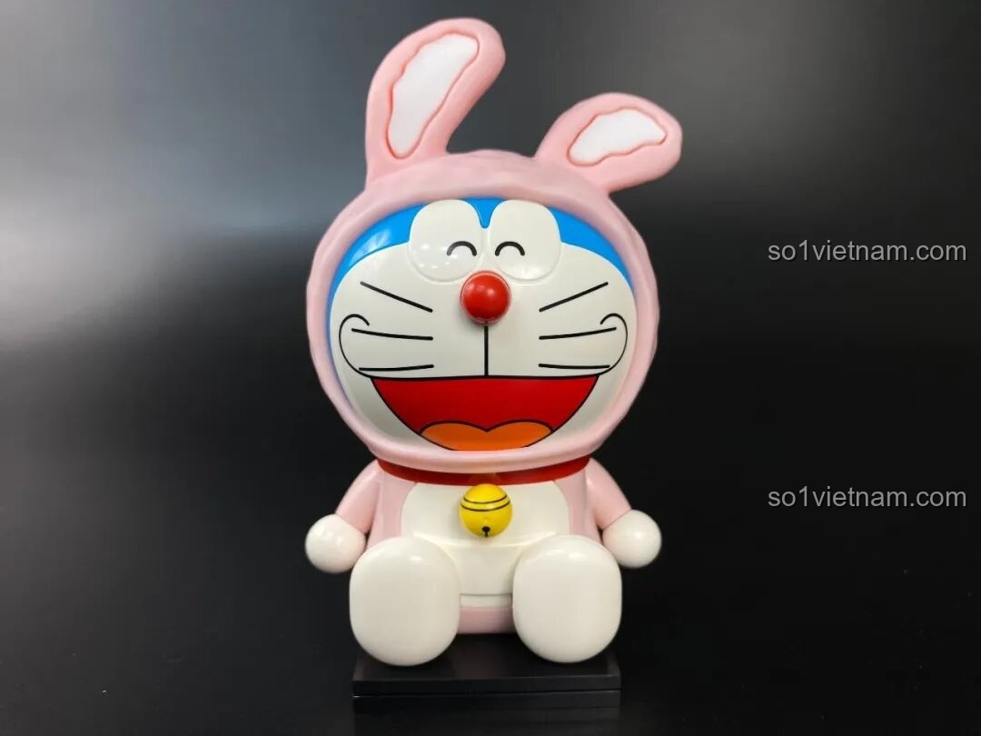 Mô hình Keeppley Doraemon KUPPY Thỏ Hồng nhìn từ phía trước, nụ cười rạng rỡ.