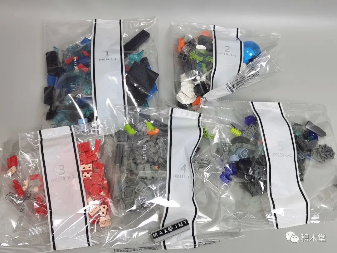 Review TOPTOY TC2102 – Bạch Tuộc Không Gian 806 mảnh - ảnh 10
